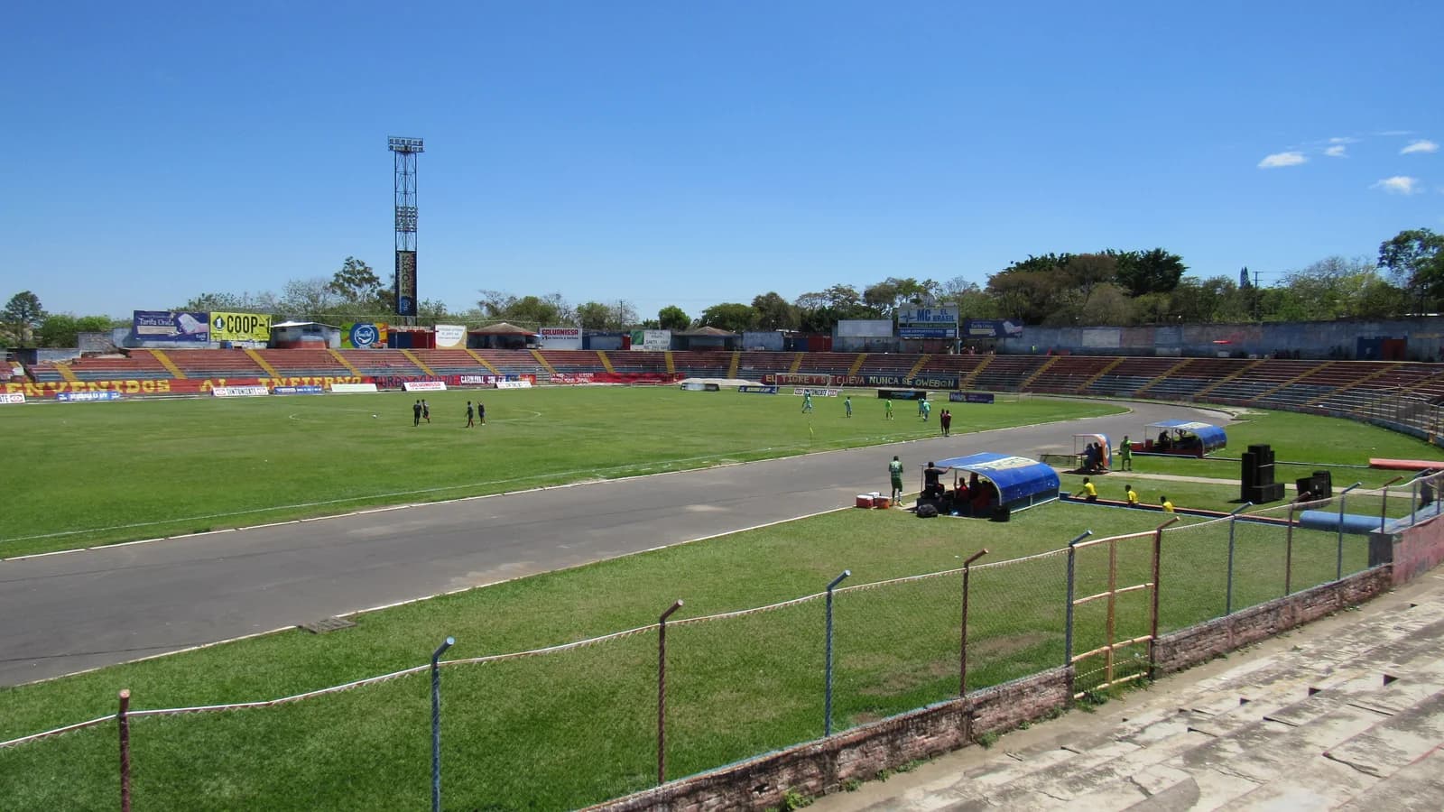 Estadio Óscar Quiteño, Santa Ana